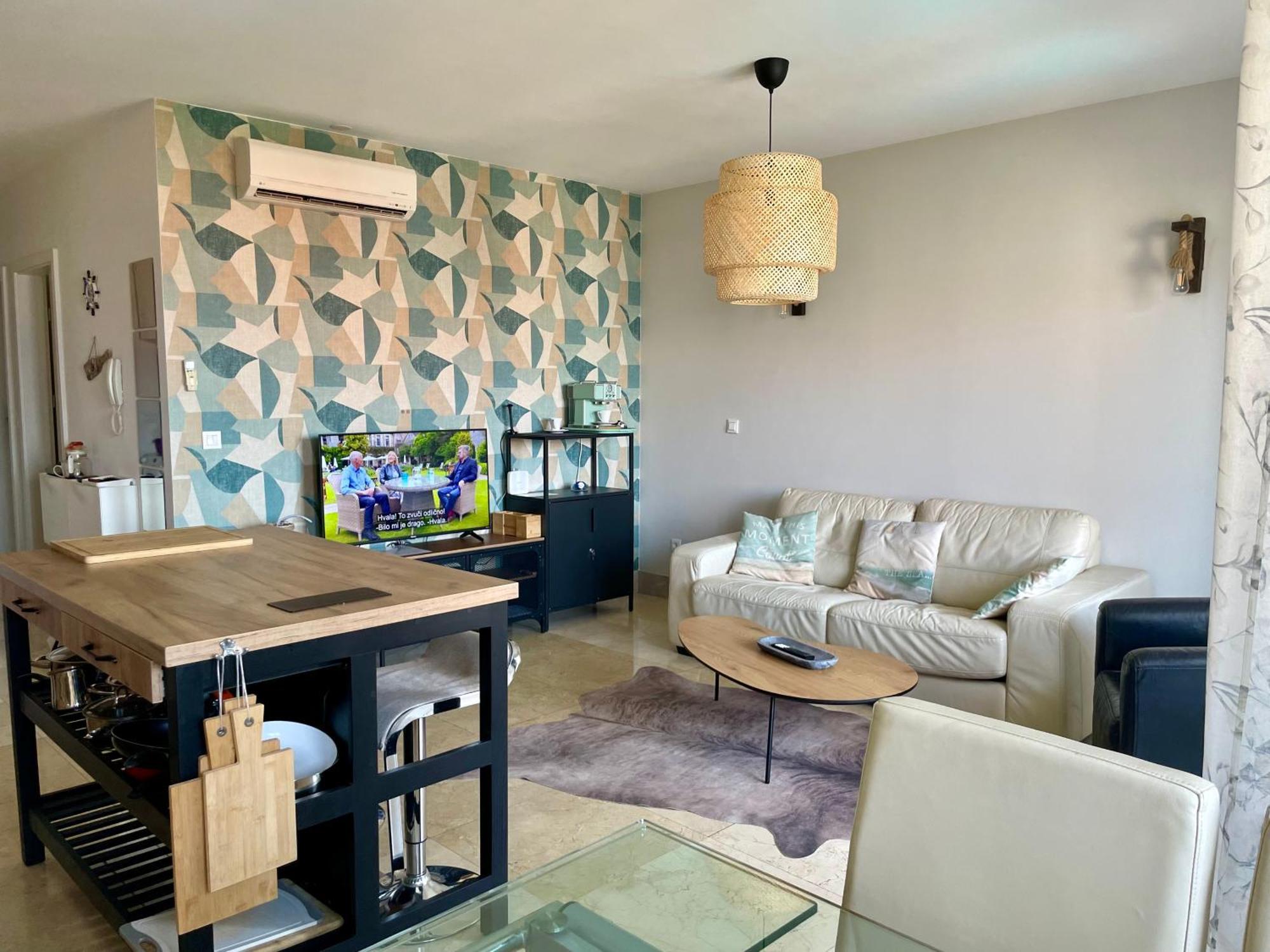 Apartament Slatine No 1